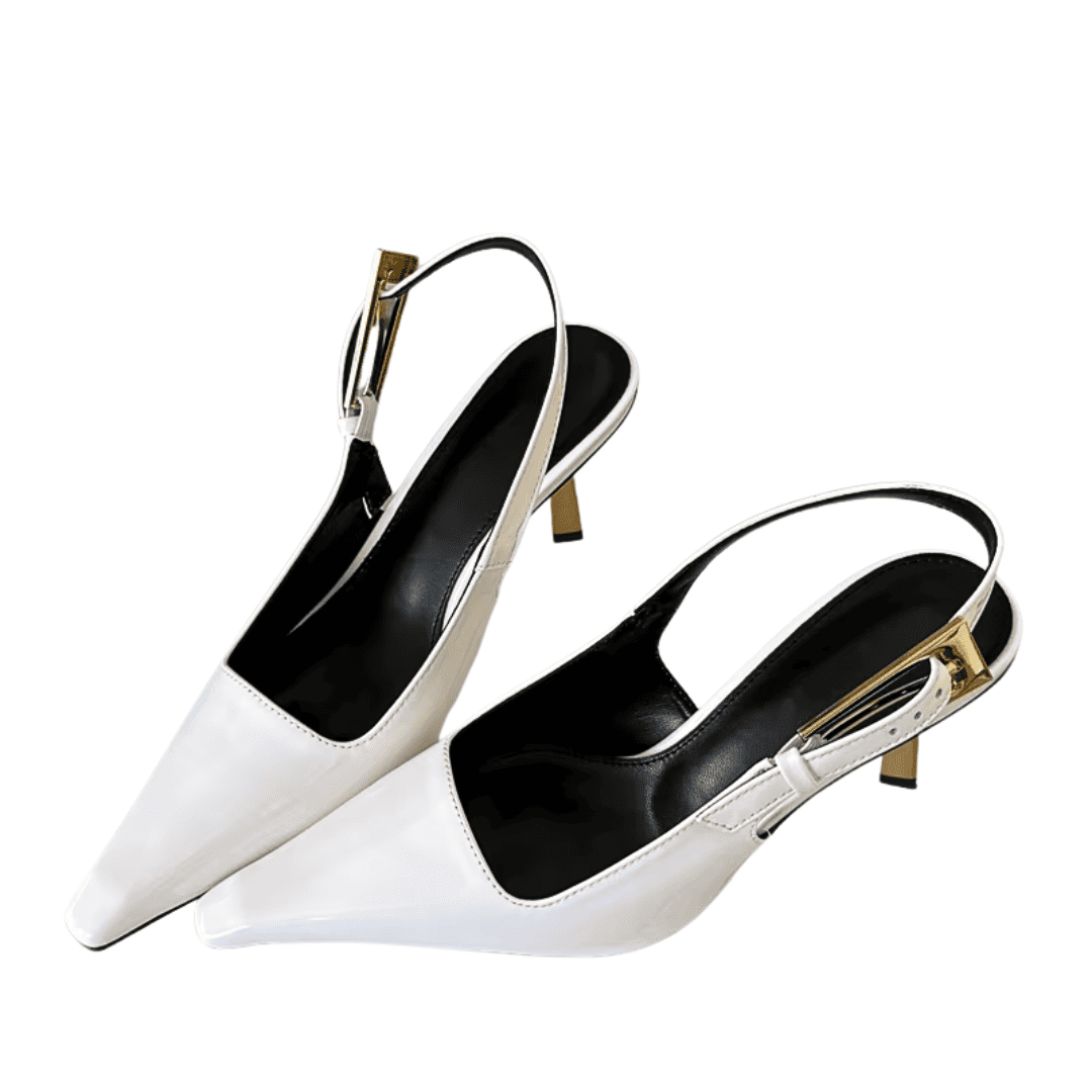 Klassische goldene High Heels mit spitzer Zehenpartie
