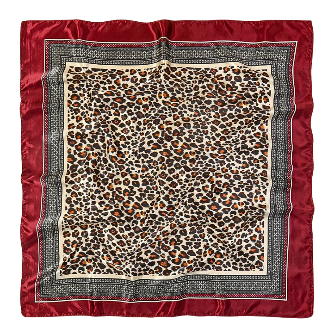 Quadratischer Schal mit Satindruck