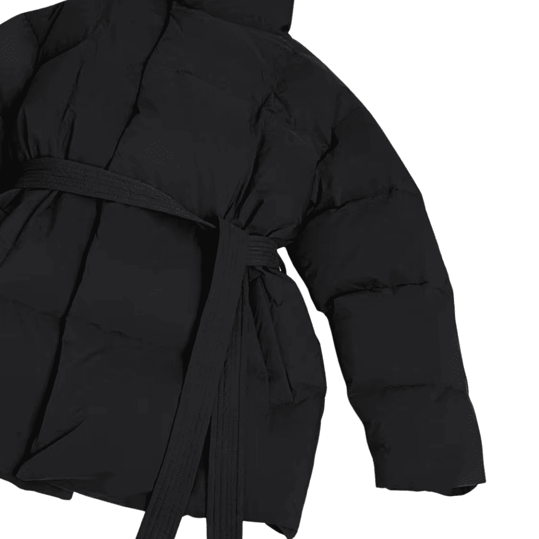 Schwarze Steppjacke mit Gürtel