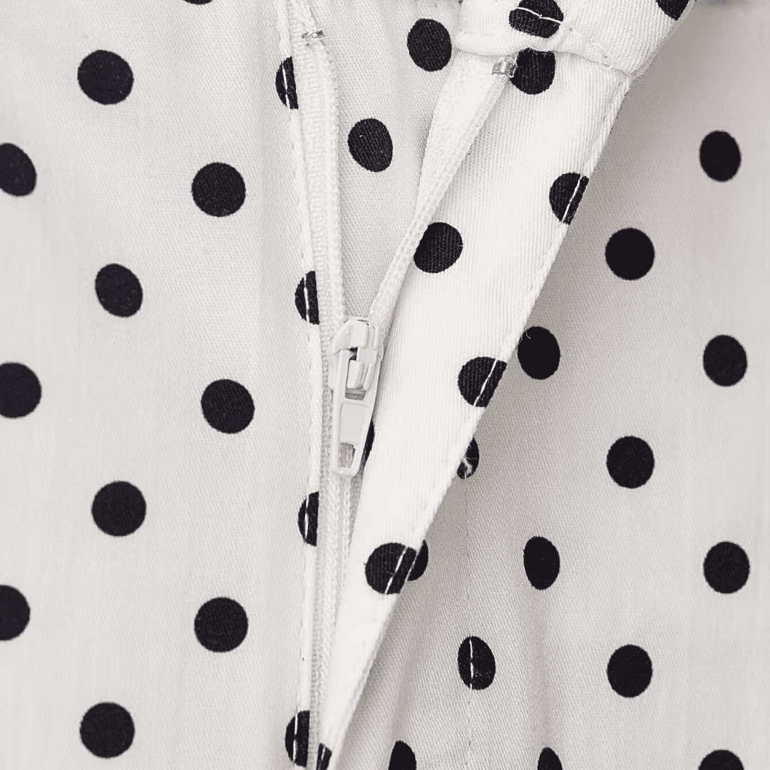 Gepunktete Cropped-Hose