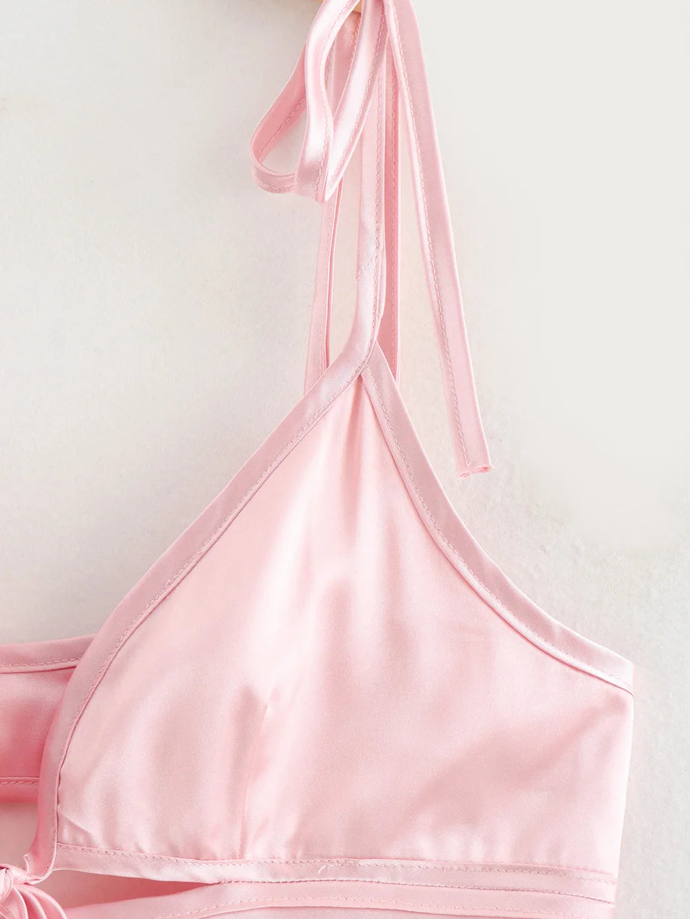 Serene Rose – Maxikleid aus Satin