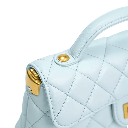 Klassische Henkeltasche in Kroko-Optik