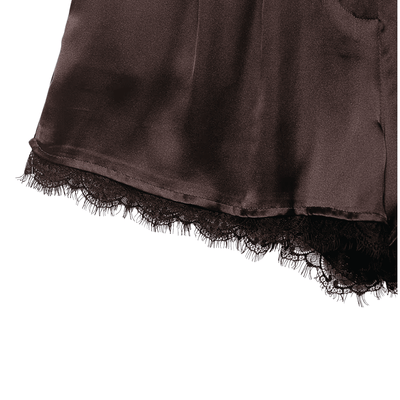 Kurze Hose "Ätherische Muse" mit Spitzenborte