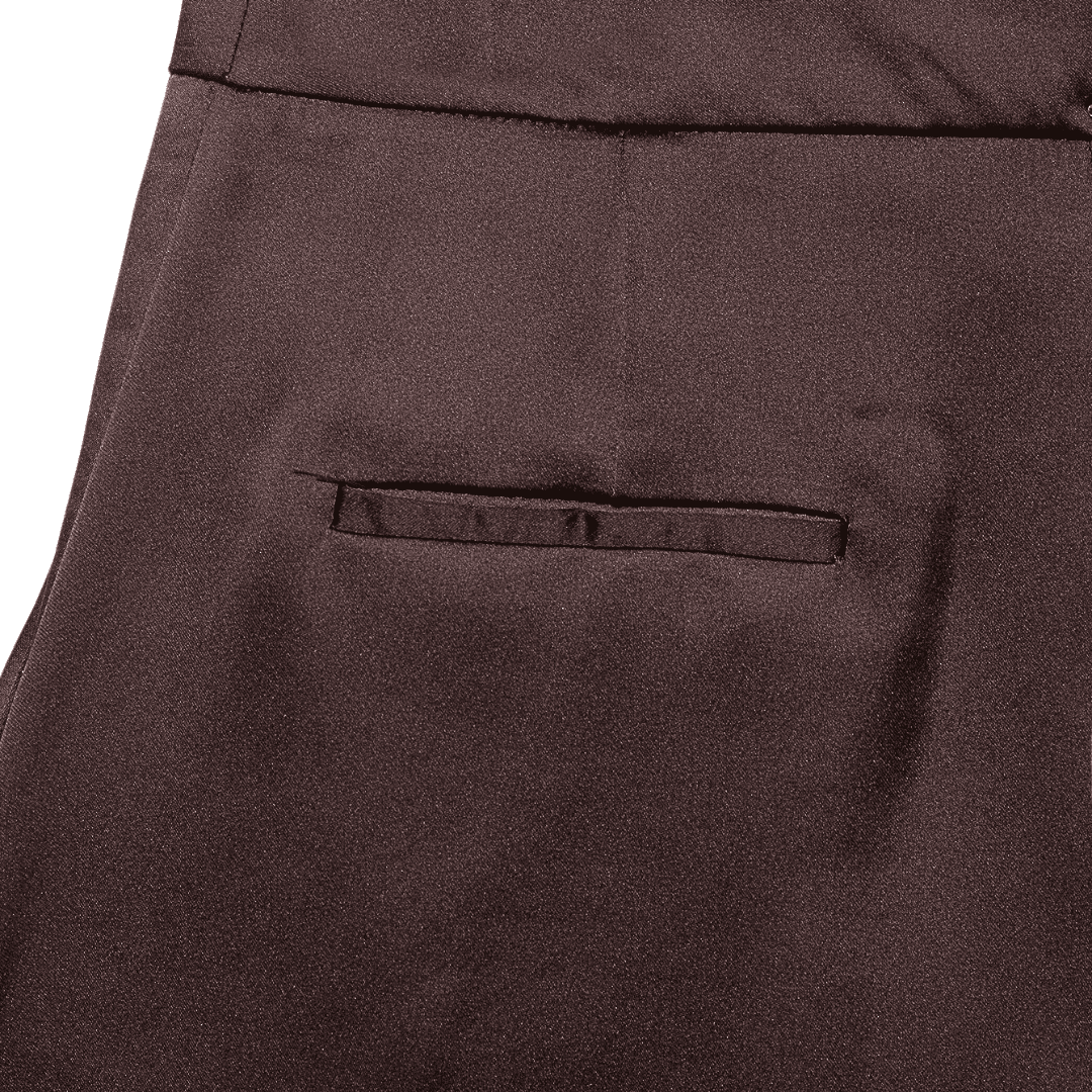 Kurze Hose "Ätherische Muse" mit Spitzenborte