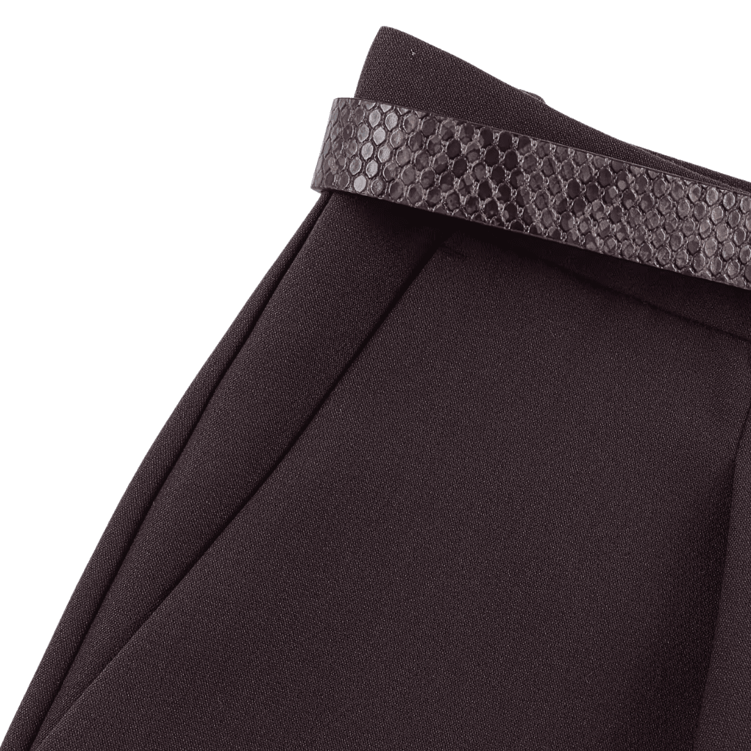 High-Waisted Cargo-Shorts mit Gürtel